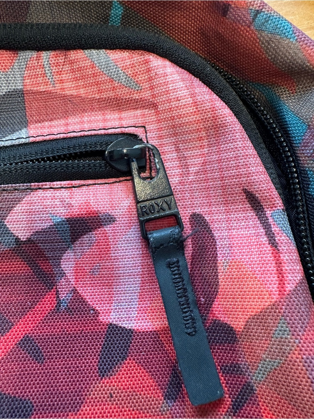 Floral Roxy Backpack - Picture 11 of 11